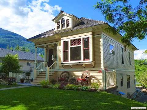 Kaslo House Vacation Lodging